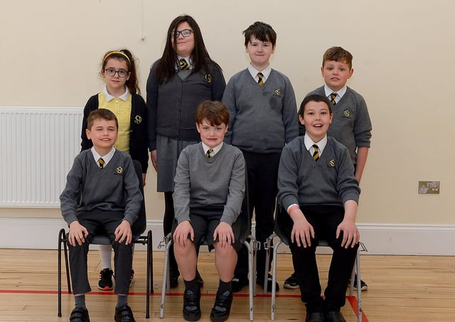 Mrs M. Coyle's LSC P7 class at the Model Primary and Nursery School, Derry. DER2121GS – 038