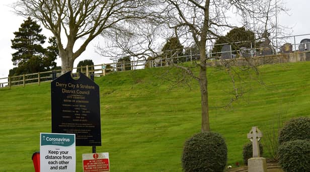 Derry’s City Cemetery. DER1720GS - 014
