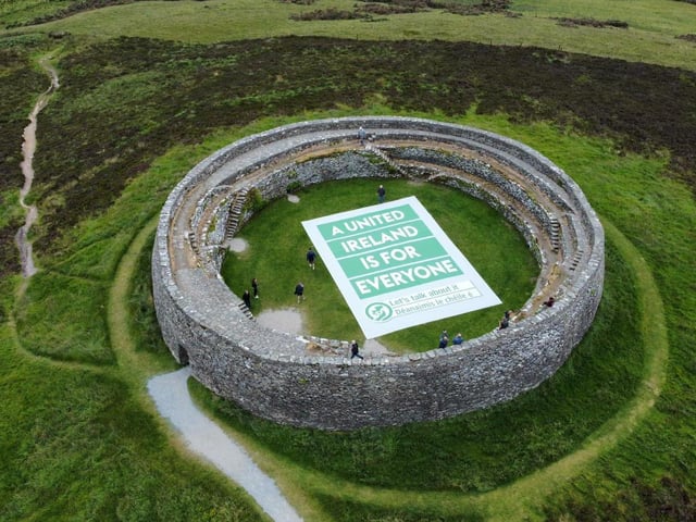 The unity banner at Grianán of Aileach.