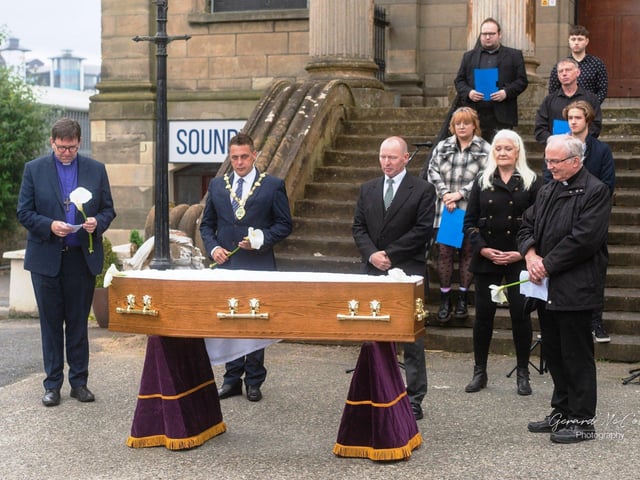 A scene from 'Grief'.