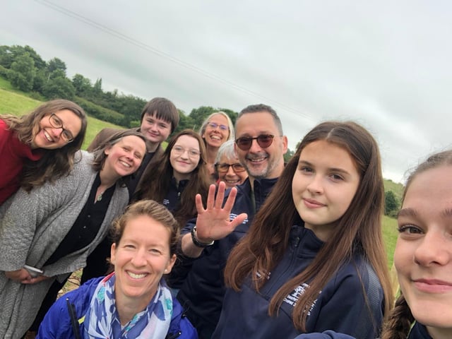 Ms Nicole Sloan, Jonny McNee, Grace, Hannah, Marcie, Emily and Harry (members of the Foyle College Archeological Team) and the Harvey family.