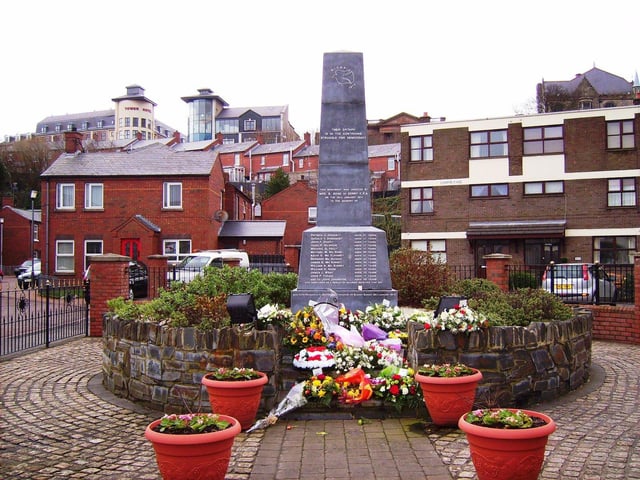 A monument to the victims of Bloody Sunday in Derry's Bogside.