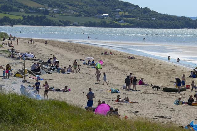 Lisfannon beach, on Saturday afternoon last. People from Derry flocked to beaches around Inishowen to enjoy the fine weather. Photo: George Sweeney. DER2128GS – 048