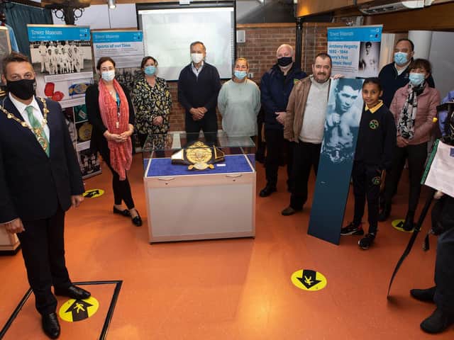 Mayor Graham Warke pictured with Roisin Doherty, curator Tower Museum, Betty Doherty, Education and Access officer, at the launch of a temporary exhibition entitled 'Sports of Our Time' at the Tower Museum. Also included are family members of champion boxer Billy 'Spider' Kelly, Olympic hero Anthony Hegarty and Terry Watt, Judo (1972 Summer Olympics). (Photo - Tom Heaney, nwpresspics)