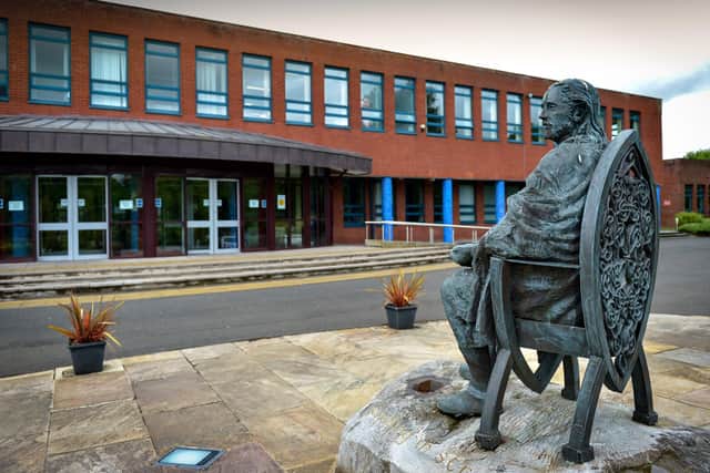 A sculpture of St Columba at the entrance to St Columb’s College Derry, created by Alumni Maurice Harron. DER2320GS - 001