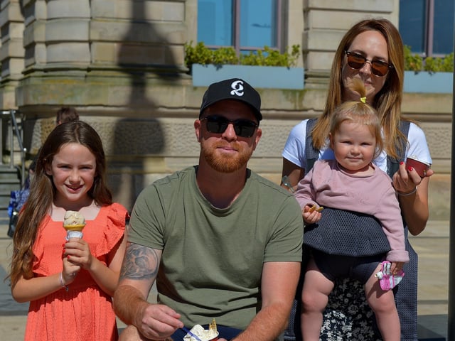 Frieda, Adrian, Mia and Etta Snorn enjoy ice-cream during and warm temperatures in Derry yesterday afternoon.  Photo: George Sweeney.  DER2232GS – 020
