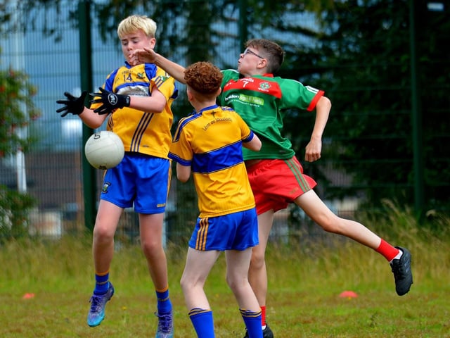 Limavady and Owen Roes U13s in action during last Sunday morning’s John McChrystal Cup competition held at Corrody Road. Photo: George Sweeney. DER2233GS – 015
