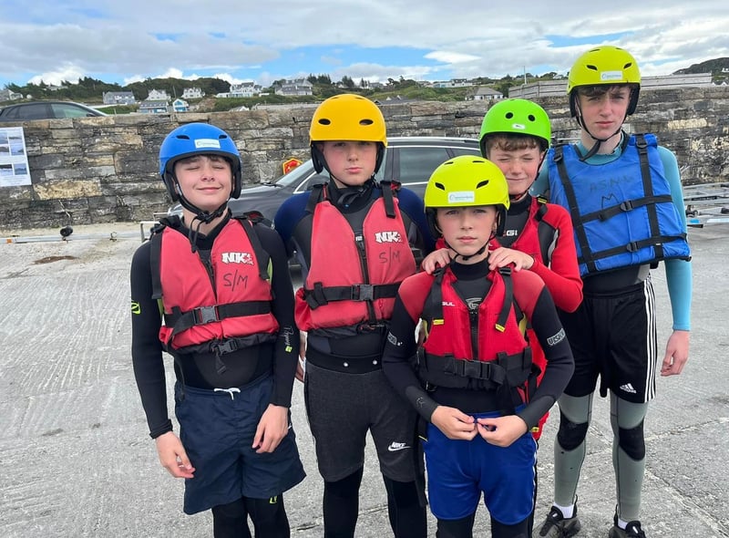 On the pier at Portnablagh