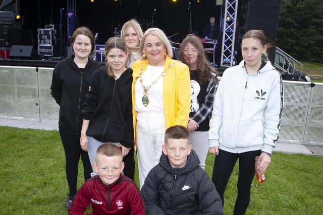 The Mayor, Sandra Duffy pictured with some of the young people in attendance at Saturday night's Grand Finale of the Gasyard Feile 2022.