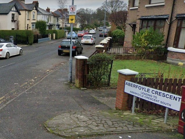 Aberfoyle Crescent (Corrán Obar Phuill). Aberfoyle was the name of a house belonging to John McFarland. (Bryson). In the Welsh language (Cymraeg) 'Aber' means 'mouth of' in place names. Possibly 'mouth of the Foyle'. In Irish 'Béal na' or 'Inver' is the cognate of 'Aber'.
