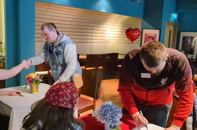 Stage Beyond members set the scene for their ‘Summer Lovin’ speed dating event for adults with learning disabilities which will be held in the Millennium Forum next Tuesday, 30th August from 12 noon-2pm.