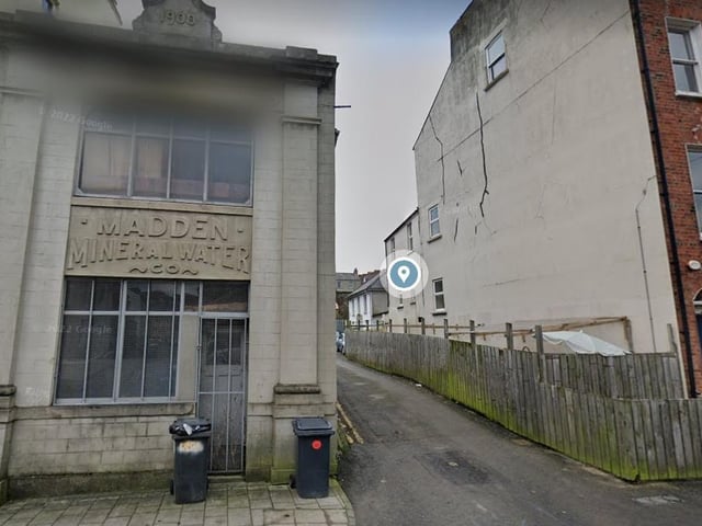 Clyde Street (Sráid Cluaidh). Names from the River Clyde in Scotland. This is the name of a river goddess meaning 'the washer, strongly flowing one'. It is a Brittonic name, from old Welsh (Cymraeg), 'Clōta', later gaelicised as Cluaidh.