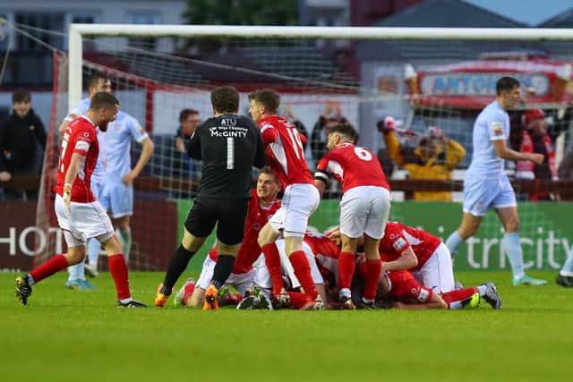 Sligo Rovers players celebrate Seamas Keogh’s injury time winner against Derry at the Showgrounds last May