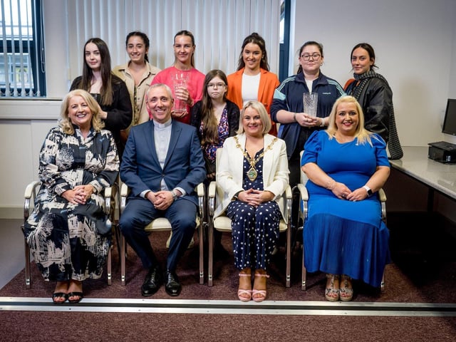 Highest Achieving Returning Year 14 pupils pictured with Mrs Katrina Kealey (Vice-Principal), Fr. Paul Farren, Mayor of Derry, Sandra Duffy and Mrs Roisin Rice (Vice-Principal.)
