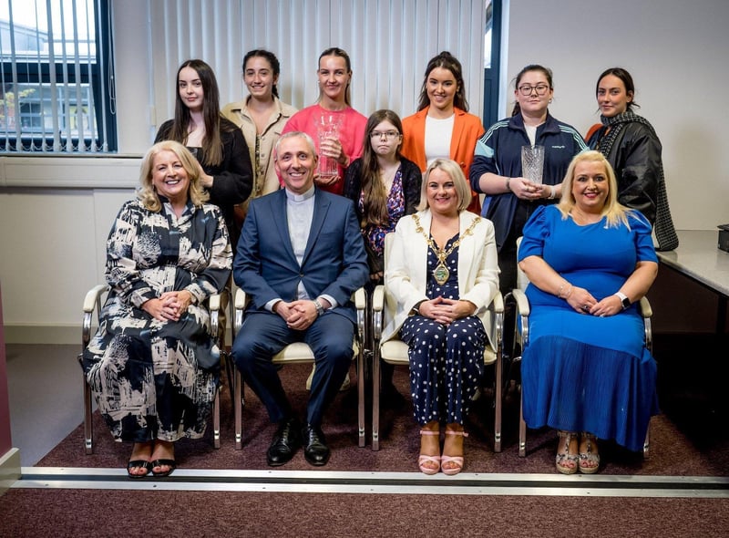 Highest Achieving Returning Year 14 pupils pictured with Mrs Katrina Kealey (Vice-Principal), Fr. Paul Farren, Mayor of Derry, Sandra Duffy and Mrs Roisin Rice (Vice-Principal.)