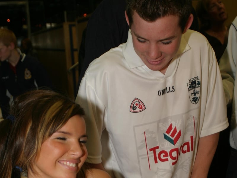 Derry people meeting Nadine Coyle and her family at the Lifford Races in October 2003