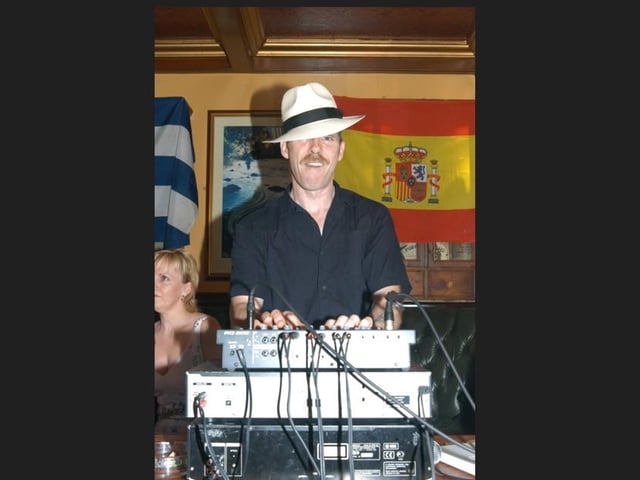 Resident DJ Ricky O’, kept the Latin music flowing at Becketts every Thursday night!