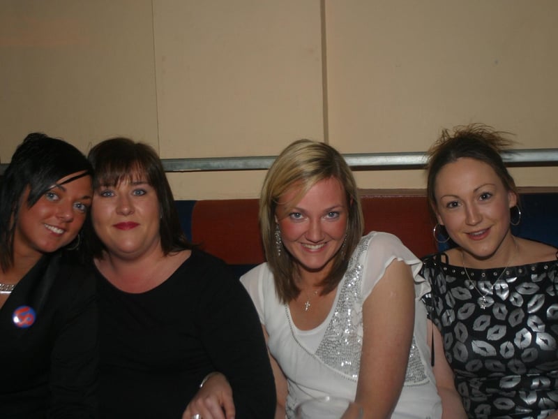 Pictures of Derry parties and celebrations in December 2003
