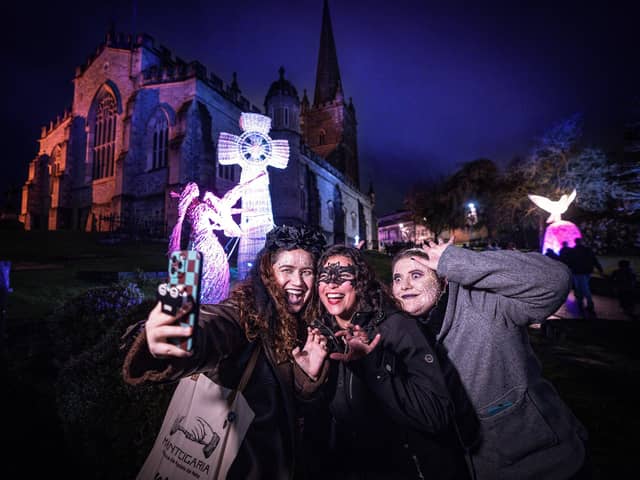 The Derry Halloween festivities got off to a spectacular start on Monday night with the city centre and surrounding areas thronged with locals and visitors soaking up the unique atmosphere.