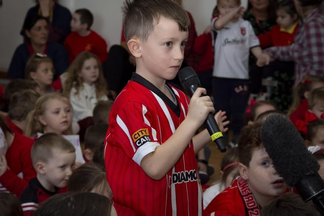 Question time with this young Derry City fan in Steelstown Primary on Tuesday. (Photo: Jim McCafferty