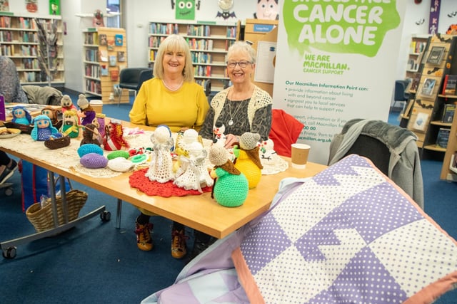Derry Central Knit and Natter group members