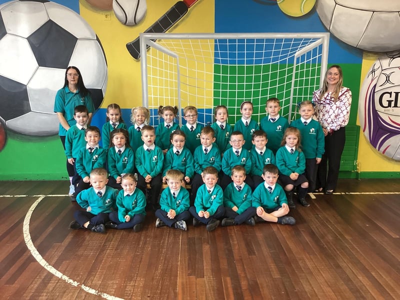Mrs Devlin's P1 class with classroom assistant Gillian, Glendermott Primary School.