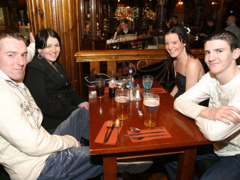 Patrons and staff at Martha's Vineyard back in 2004.