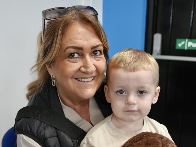 The Waterside Baby Hub Funday, organised by Foyle Network Foundation, was held this week in Irish Street Community Centre and brought local families together for a great morning of soft play, food and fun.