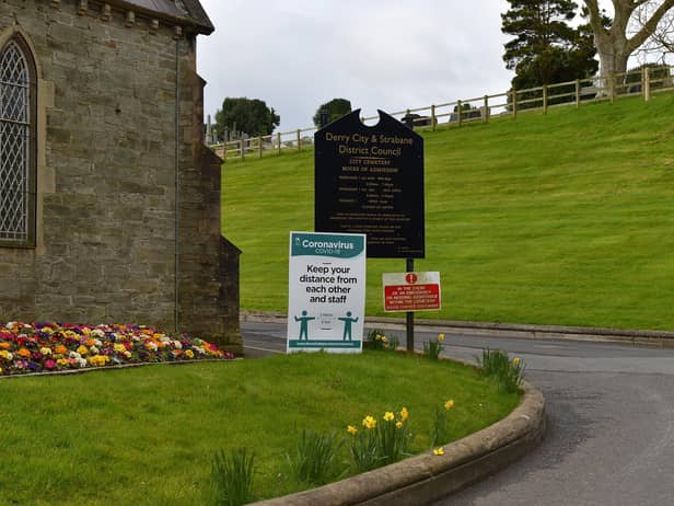 Derry’s City Cemetery. DER1720GS - 011