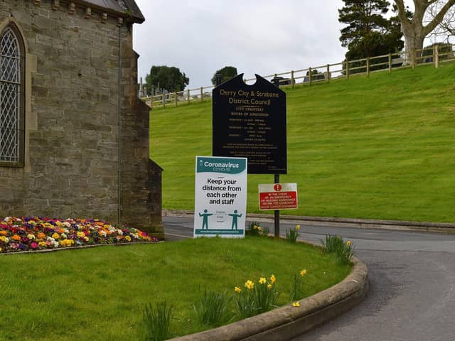 Derry’s City Cemetery. DER1720GS - 011