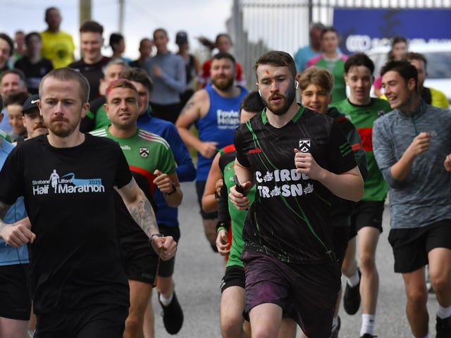 Participants in the Na Piarsaigh Dermot McCrossan Canter the Corrody 5km, held at Corrody Road on Sunday evening last. Photo: George Sweeney