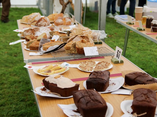 Soda bread and cakes on display at the Eglinton Show. (Photo - Deirdre Heaney, nwpresspics)