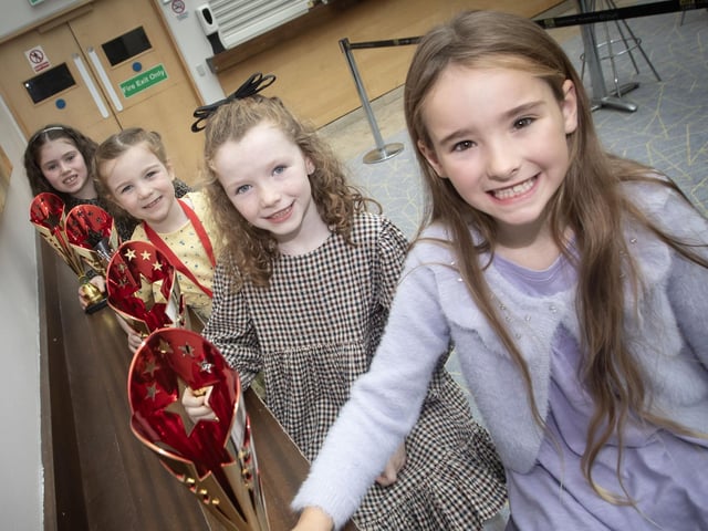 Some of the p3 girls prizewinners at Saturday's Feis.
