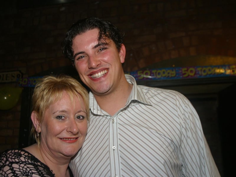 Pictures of Derry parties and celebrations in December 2003