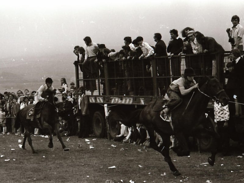 Horse racing in Inishowen.