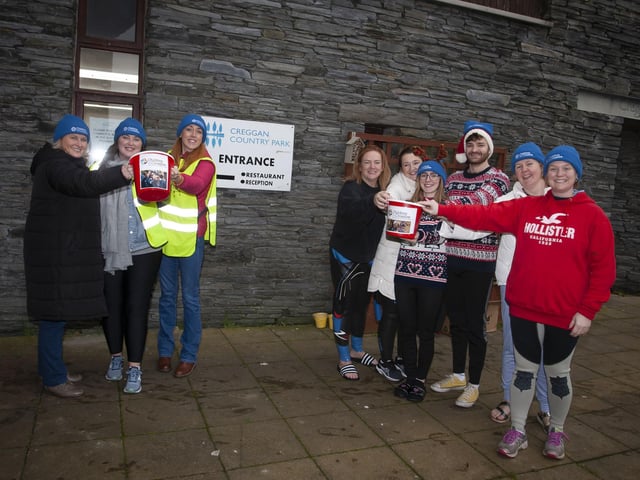 Children in Crossfire staff and St. Joseph’s Boys School staff pictured at Saturday’s Pier Jump in Creggan. (Photos: Jim McCafferty Photography)