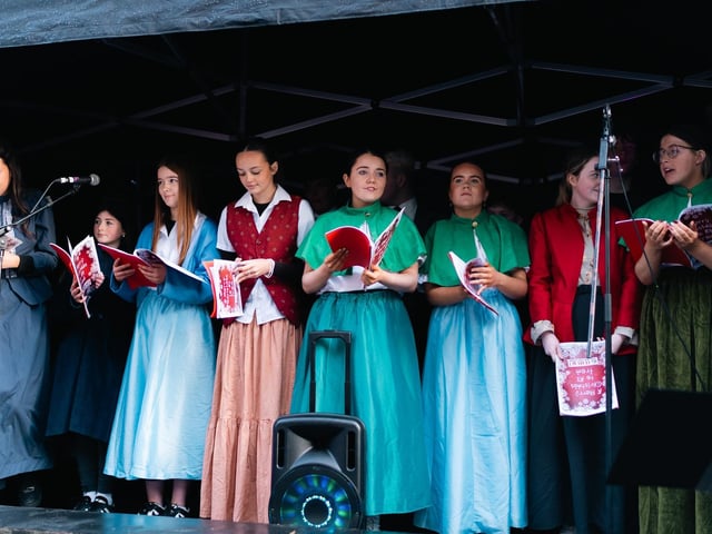 Strabane was packed with festive cheer on Saturday as crowds of visitors wrapped up warm and filled the town centre for the annual Christmas Lights Switch-On.