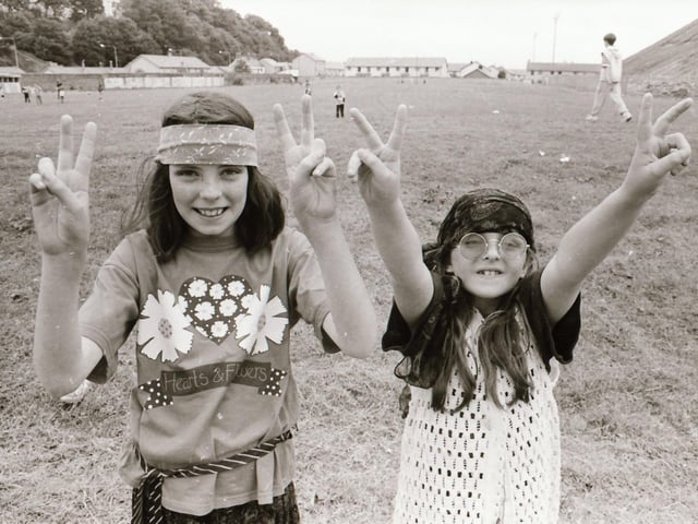 A look back at Féile celebrations and parades from August 1994.
