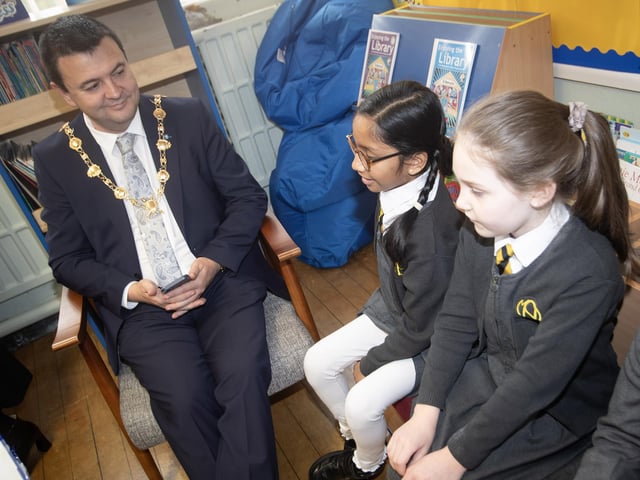 The Mayor, Ruairi McHugh in conversation with some of the pupils from the School Council at Model PS last week.