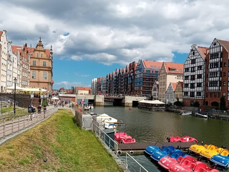 The ‘Journal’ recently visited the glorious city in Pomerania in Northern Poland and was blown away by its sights, the sea and the seismic historical events that have shaped it and its sister cities of Sopot and Gdynia.