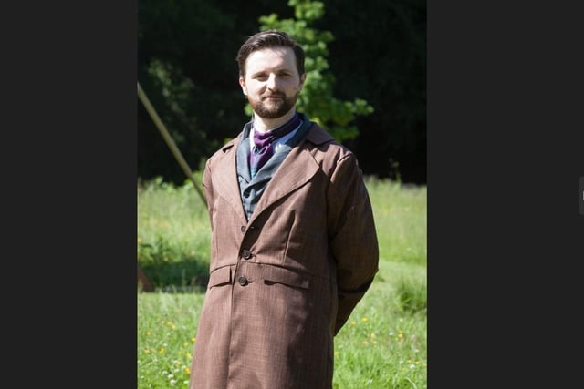Glenn McGivern as George.