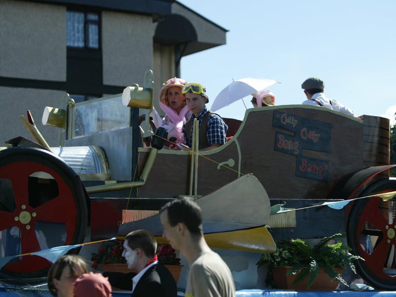 Chitty Chitty Bang Bang... Derry style. (2608JB33)