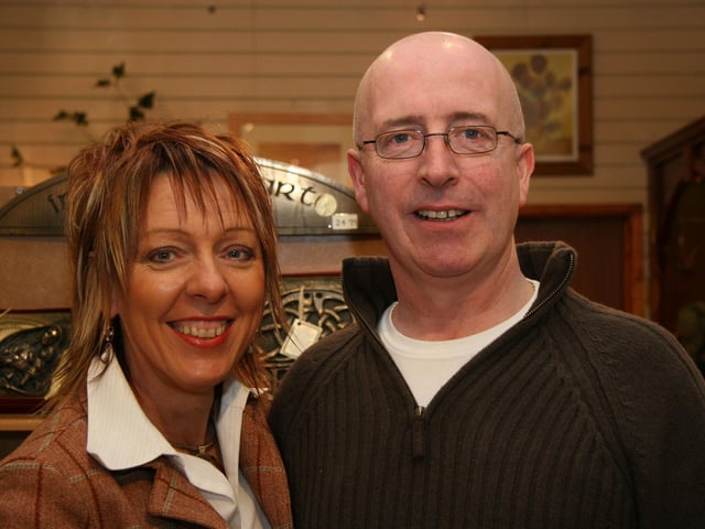 Donal celebrates his 50th birthday with his wife Catherine 0055JML : Parties and celebrations March 2006: Donal Kearney.