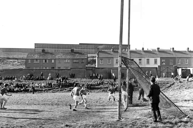 Action from the 1970 Derry Junior Final between Dolan's and Ballymaguigan.