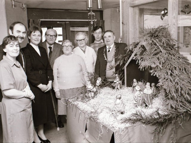 Mayor visits Senior Citizens' Homes at William Street, Foyleville and Shantallow.