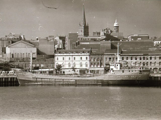 Derry's quay in 1985.