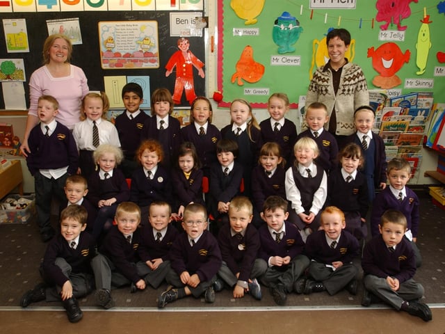 Primary 1 pupils from Limvady Central PS pictured with teacher, Mrs Helen McCool, and classroom assistatn, Miss Michaela Kreiliger. (0310A18):20 years on: Young people across Derry and Donegal starting school in September 2003