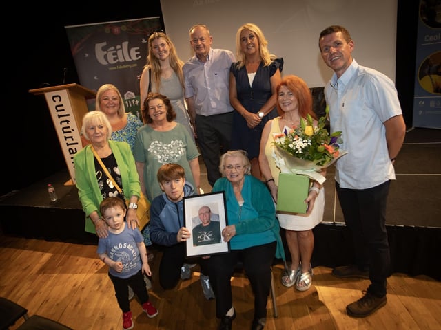 Ciarán Mac Giolla Bhéin, the Belfast-based President of Conradh na Gaeilge, delivered the Donncha Mac Niallais Memorial Lecture in Cultúrlann Uí Chanáin as part of Féile 2025 on Tuesday.