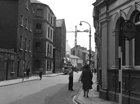 Little James Street (Sráid Bheag Shéamais). Named after Rev. James Knox, headmaster of Foyle College. This street was known as James Street until Great James Street was built. (Bryson).