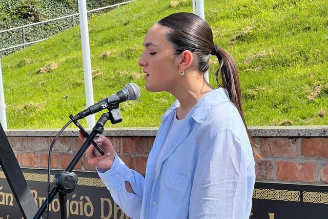 Clara Hutton brought the event to an end with the Irish ballads ‘Grace’ and ‘ A Song for Ireland’.